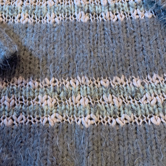 Free People sweater - Picture 6 of 6